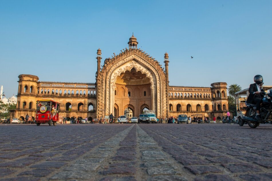 Lucknow : The City of Nawabs